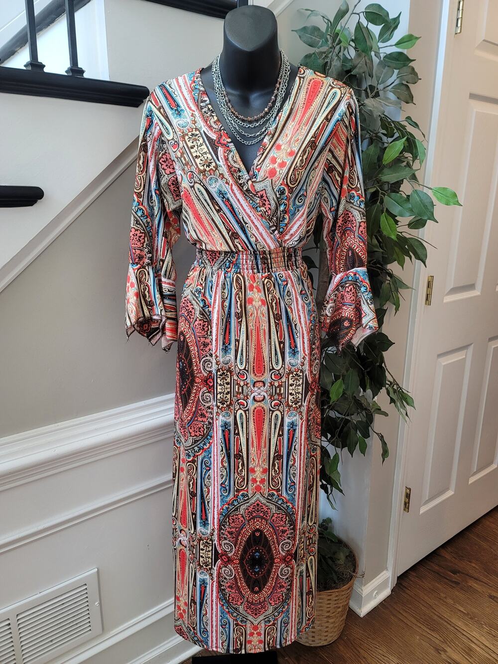 Lapogee Maxi Dress Women's Size XL Multicolor Polyester V Neck Long Sleeves